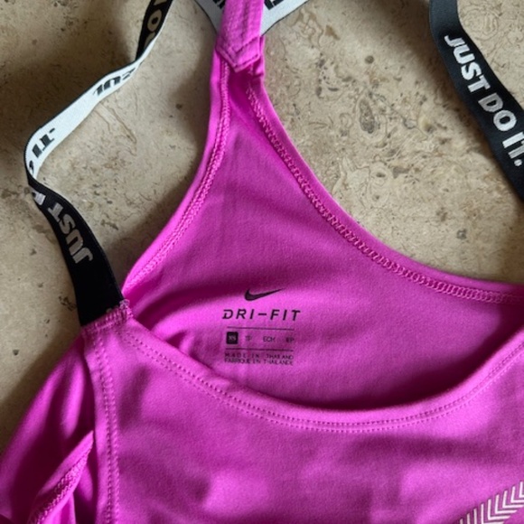 Nike women's Dry Fit XS cropped tank top pink n black. NWOT - Picture 11 of 11